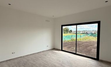 CASA 4 AMBIENTES EN VENTA, BARRIO MONET,  LOS CARDALES