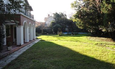 Terreno Único en Venta – La Lucila – 800 m²