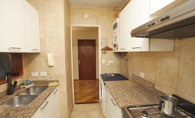 Departamento de 3 ambientes en venta cerca Estación Olivos