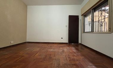 PH en Gral. Paz al 1000