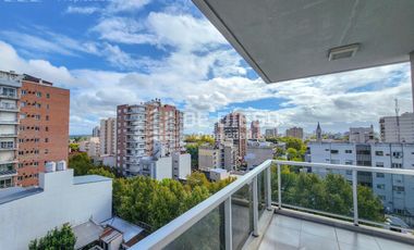 Apto crédito! En venta departamento piso en torre 4 ambientes, 2 cocheras San Fernando centro