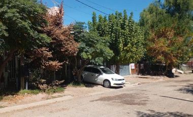 DUPLEX EN VENTA EN BARRIO LOS ÁLAMOS-PLOTTIER