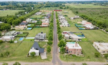 Lote 184 en venta  Las Casuarinas, Ibarlucea | Barrio cerrado excelente ubicación