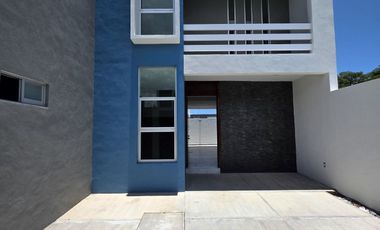 PREVENTA DE CASA 2 PLANTAS, 3 RECÁMARAS, 3 BAÑOS Y MEDIO