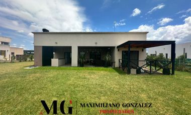 Casa venta La Alameda, Canning