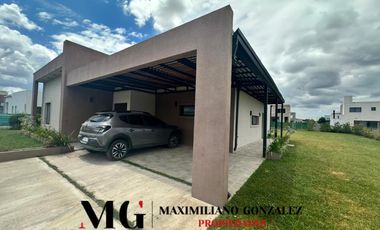 Casa venta La Alameda, Canning