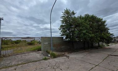 IMPORTANTE TERRENO EN BARRIO SAN VICENTE!