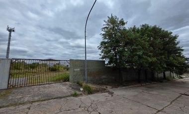 IMPORTANTE TERRENO EN BARRIO SAN VICENTE!