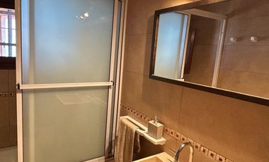 Casa en Venta - dos dormitorios, quincho y pileta - Cinco Saltos, Río negro