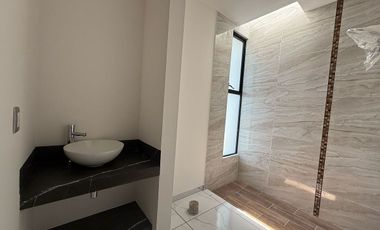 CASA EN VENTA RESIDENCIAL BUGAMBILIAS