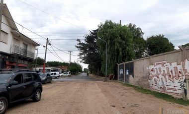 Losa de 160m2 con dos locales