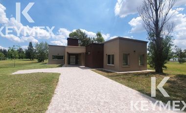 VENTA CASAS DE 3  DORMITORIOS EN MIRALAGOS
