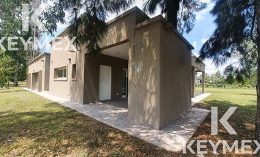VENTA CASAS DE 3  DORMITORIOS EN MIRALAGOS