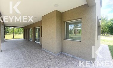 VENTA CASAS DE 3  DORMITORIOS EN MIRALAGOS