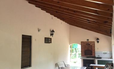 Casa en Costa del Este - 3 cuadras de la playa - 2 dormitorios