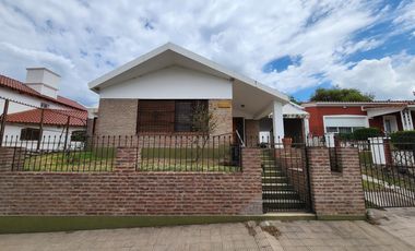 Casa en Villa Saldan