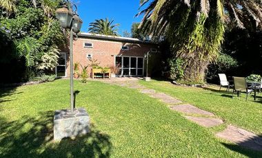 Excelente Casa de 3 dormitorios en Venta en 527 e 13 y 14