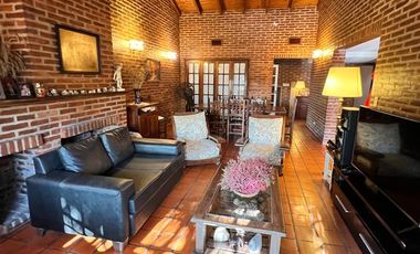 Excelente Casa de 3 dormitorios en Venta en 527 e 13 y 14