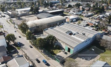 NAVE INDUSTRIAL EN VENTA- FCIO. VARELA
