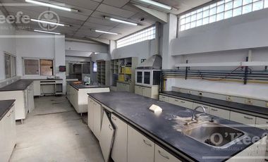 NAVE INDUSTRIAL EN VENTA- FCIO. VARELA
