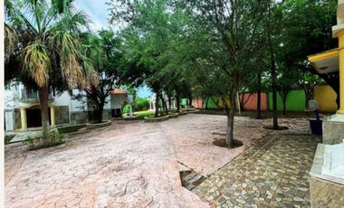 Quinta en venta en Santiago NL