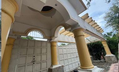 Quinta en venta en Santiago NL