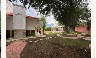 Quinta en venta en Santiago NL
