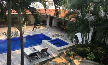 CASA COLONIAL MEXICANO