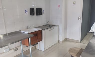 LOCAL A LA CALLE EN DOS PLANTAS 120,19 M2