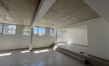 SE VENDE GRAN LOCAL COMERCIAL EN CERRO ALEGRE (CÓD 561)