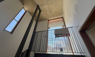 SE VENDE GRAN LOCAL COMERCIAL EN CERRO ALEGRE (CÓD 561)