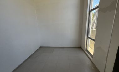 SE VENDE GRAN LOCAL COMERCIAL EN CERRO ALEGRE (CÓD 561)