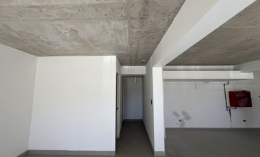 SE VENDE GRAN LOCAL COMERCIAL EN CERRO ALEGRE (CÓD 561)