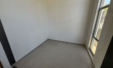 SE VENDE GRAN LOCAL COMERCIAL EN CERRO ALEGRE (CÓD 561)
