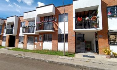 APARTAMENTO EN ARRIENDO UBICADO EN EL CARMEN DE VIBORAL