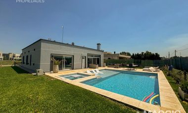 Casa en Lagos de Canning