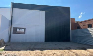 Galpón en Alquiler en B° Carrara de Horizonte, 270 m². Uso logistico o industrial