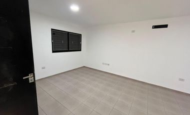 Galpón en Alquiler en B° Carrara de Horizonte, 270 m². Uso logistico o industrial