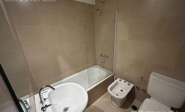 Departamento en Alquiler de 2 Ambientes en Olivos