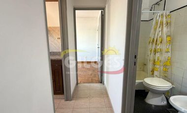 Alquiler de Departamento 2 Ambientes  en Ramos Mejia  Ubicado frente Plaza Mitre
