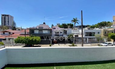 CASA EN VENTA, PROVIDENCIA, GUADALAJARA