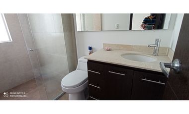 Arriendo Completo apto en la parte baja de Castropol Sin poniente