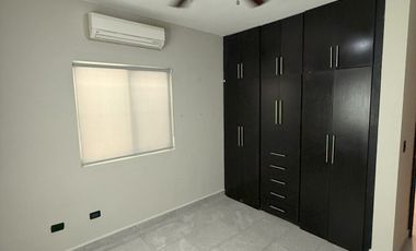 Casa en Cumbres Santa Clara