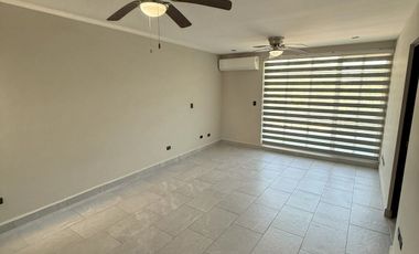 Casa en Cumbres Santa Clara