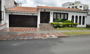 RENTA CASA COMERCIAL SECTOR DE ALAMOS PEREIRA