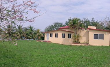CASA EN VENTA FRENTE AL RIO, TUXPAN, VERACRUZ.