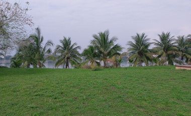 CASA EN VENTA FRENTE AL RIO, TUXPAN, VERACRUZ.