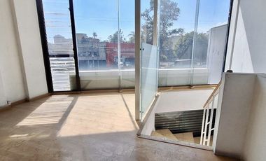 Local en Renta  en planta baja sobre Av. Universidad - 2 niveles