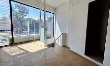 Local en Renta  en planta baja sobre Av. Universidad - 2 niveles