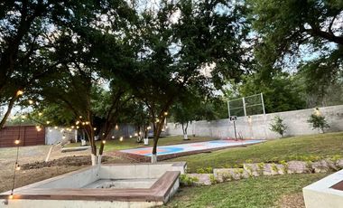 Quinta en Venta en MISION ANTIGUA sobre Carretera a Cadereyta